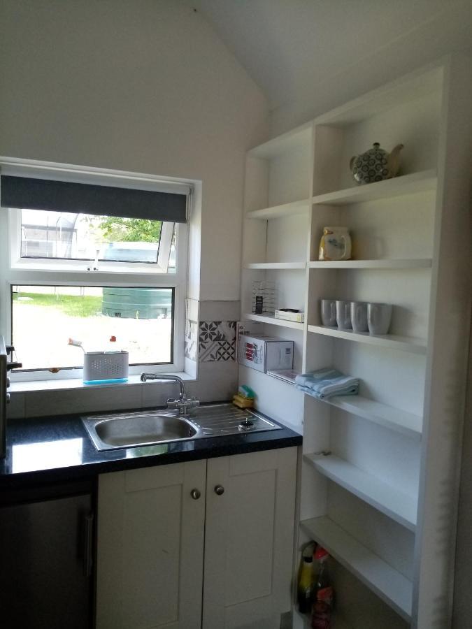 Appartamento Up On The Hill Kinawley Esterno foto